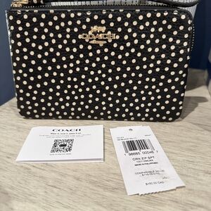 Coach Corner Zip Wristlet in Spot Print Pebbled Leather NWT